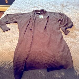 Never worn sweater, black, size M/L